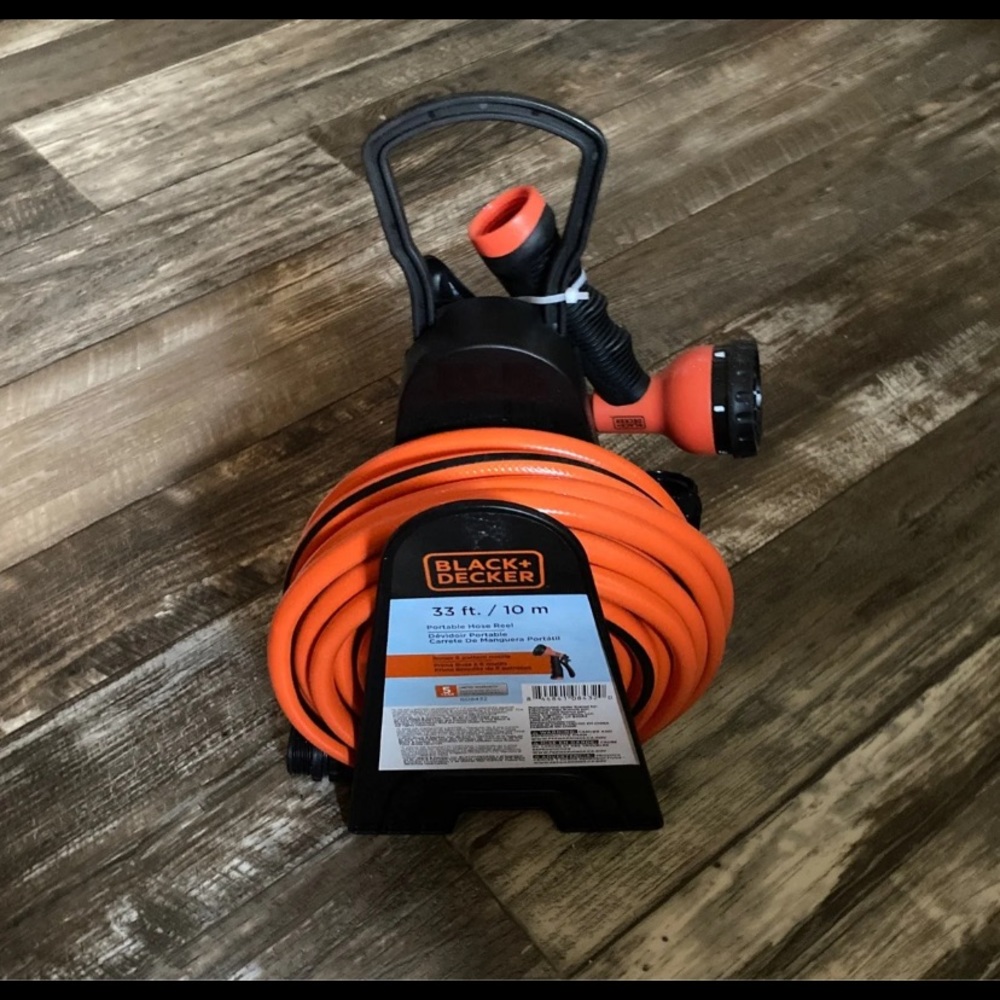 Black + Decker Mini Portable Hose Reel
